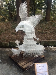 明治神宮内氷のアート