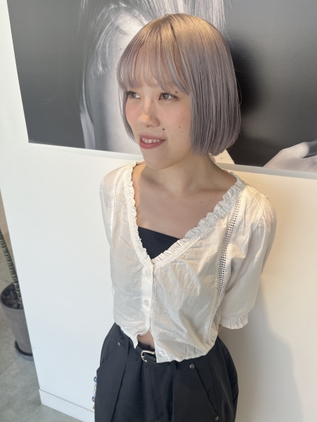 ボブスタイル×ハイトーンカラー