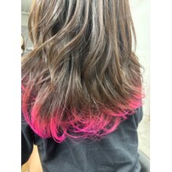 【毛先ピンク×ロングレイヤー】